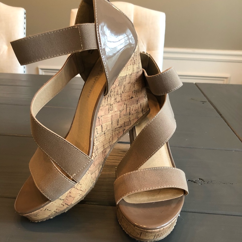 Nude wedge sandals